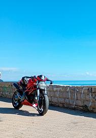 ducati monster 696
