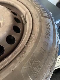 4 cerchi in ferro 15” Golf 7