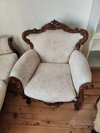 Divano e due poltrone 