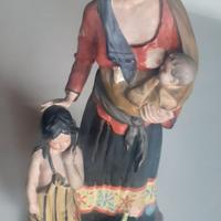 Statuina in ceramica di Capodimonte