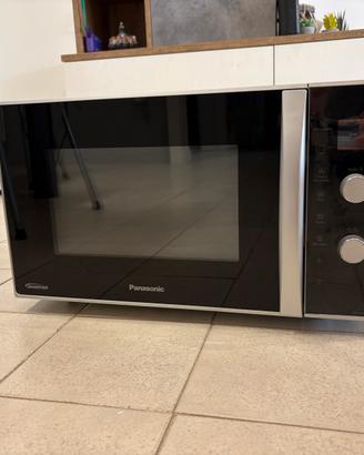 Forno microonde Panasonic