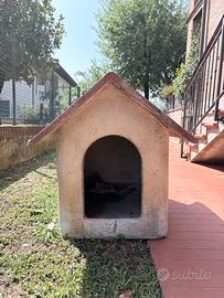 Cuccia per cani in cemento