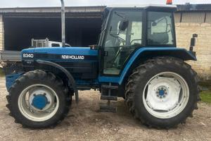 Trattore Ford New Holland 8340(MOTORE BLOCCATO)