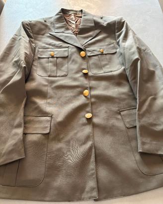 Abito stile militare