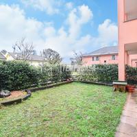 TRILOCALE CON GIARDINO E BOX!!!