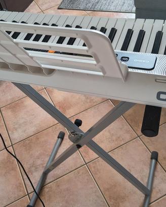 Tastiera musicale CASIO CT-S200 + accessori
