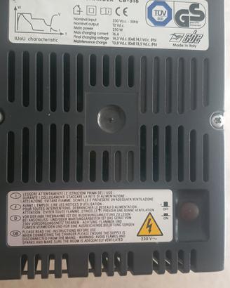 CARICABATTERIE CBE CB 516