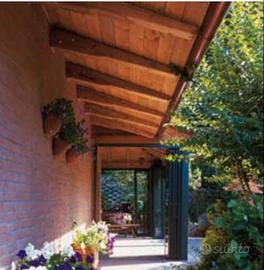 Pensilina in legno a sbalzo 