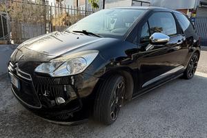 Ds DS3 1.6 THP 155 Just Black