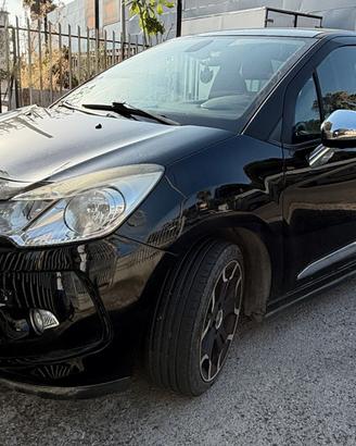 Ds DS3 1.6 THP 155 Just Black