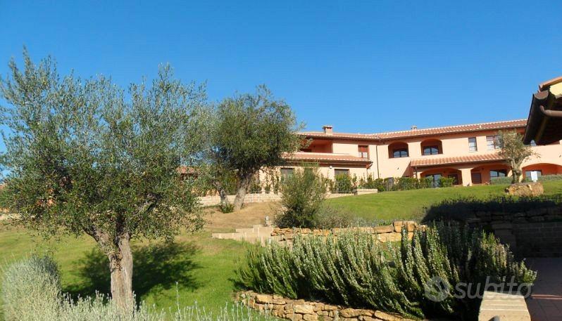 Appartamento con piscina - Vista 2