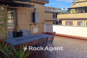 ATTICO CON TERRAZZA IN VIA FOGLIANISE 62