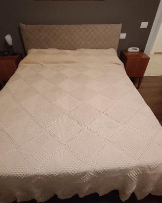 coperta  matrimoniale fatta a uncinetto a mano