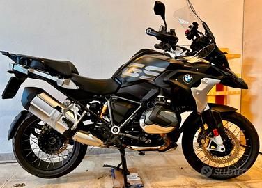 moto BMW  R1250GS exclusive full