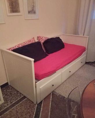 Divano letto Ikea Hemnes