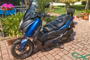 Yamaha XMax 300