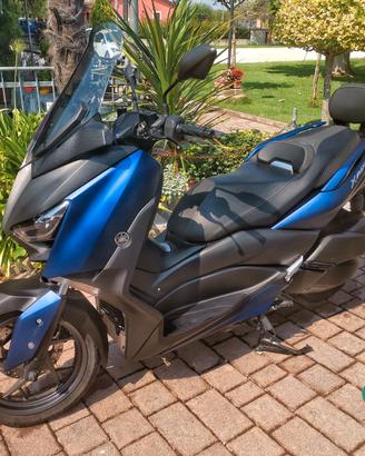 Yamaha XMax 300