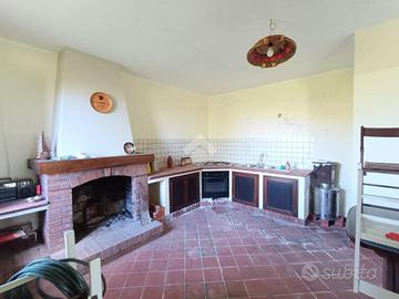 CASA INDIPENDENTE A CASTIGLIONE COSENTINO