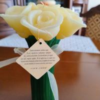 Bouquet di rose in cera lavorata a mano