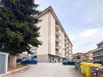 2 LOCALI A L'AQUILA