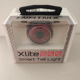 Fanale posteriore intelligente Xlite200

