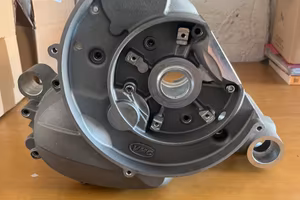 Carter vespa VMC e albero benelli spalle piene