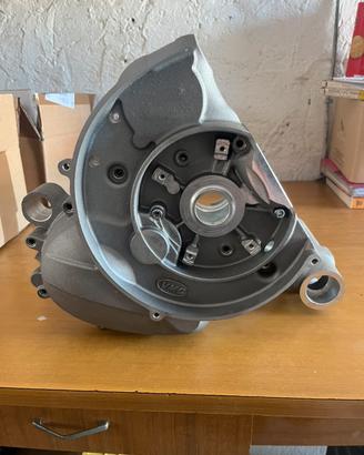 Carter vespa VMC e albero benelli spalle piene