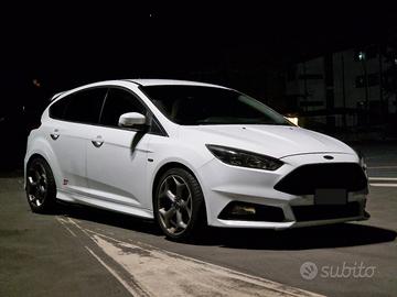 Ford Focus St 2015 2.0 benzina