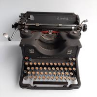 macchina da scrivere Olivetti M40 vintage