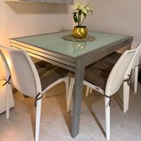 Tavolo da pranzo / cucina / sala