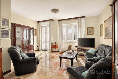 Appartamento di 103 m² con 3 locali a Cologno Monz
