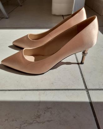 Decolleté Loriblu in raso rosa numero 37
