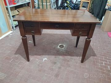 Scrittoio in legno 