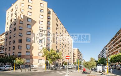 AMPIO QUADRILOCALE CON DOPPIA ESPOSIZIONE