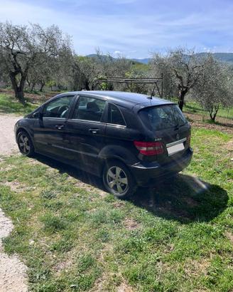 Mercedes B 180 CDI 2.0 - 109 CV - 2010