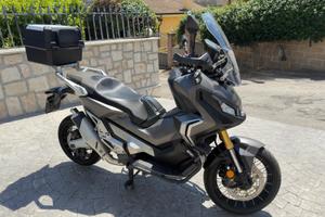 Xadv 750