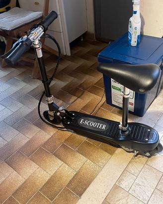 Monopattino e scooter