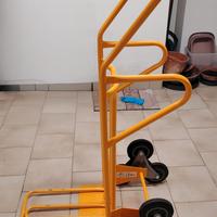 carrello con ruote saliscale 