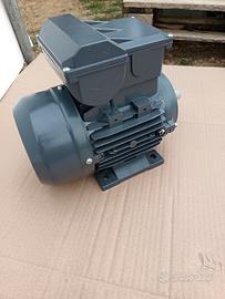 motore elettrico monofase nuovo 0, 75Kw 1320 giri 