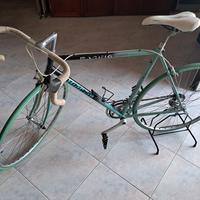Bicicletta bianchi da corsa