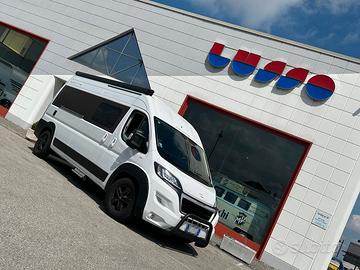 Vario Tourne Mobil Van 600