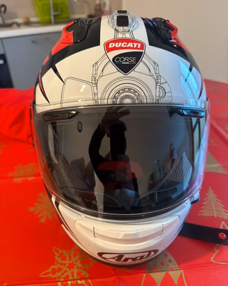 Casco arai rx7v