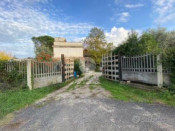 CASA INDIPENDENTE A PALOMBARA SABINA