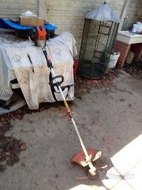 Decespugliatore HITACI