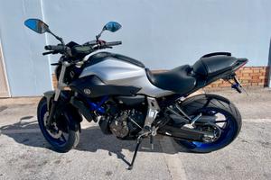 Yamaha MT07