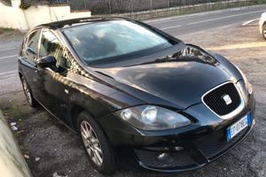 Seat Leon 1.6 TDI Style 5 porte, navigatore