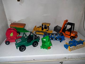 Collezione bruder mietitrebbie camion e attrezzi