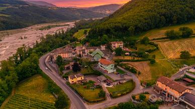 2 LOCALI A LANGHIRANO