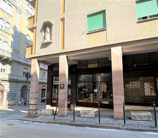 Negozio affittato zona Viale Crispi, Trieste