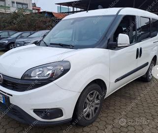 FIAT DOBLO' MAXI 1.6mjt AUTOCARRO 5 POSTI - 2022